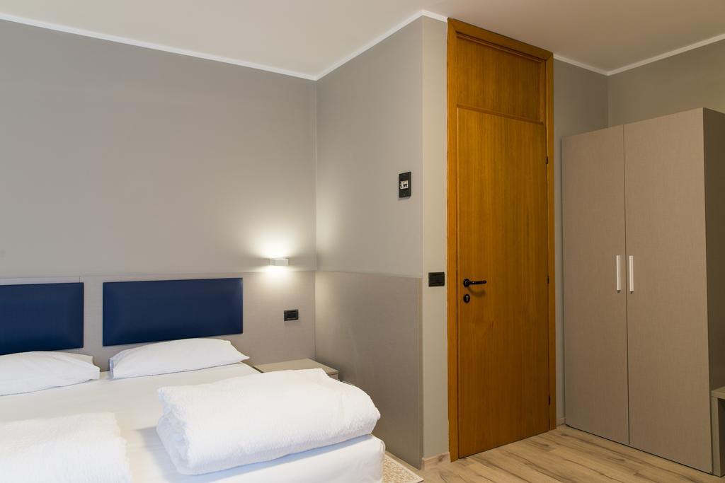 Albergo Montenegro Maniago Exteriör bild