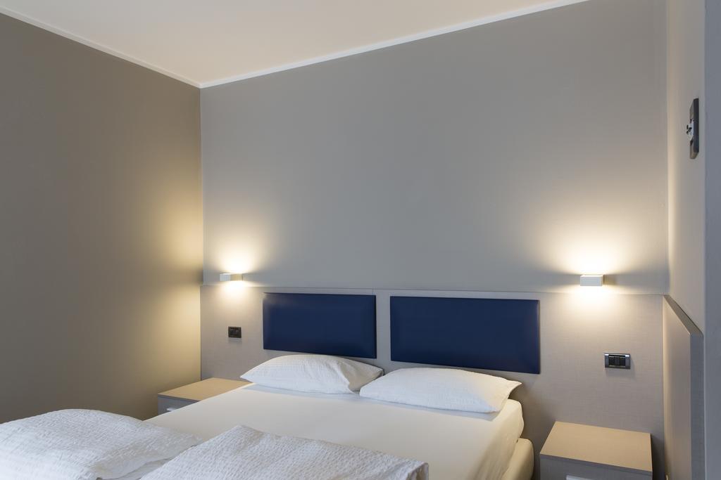 Albergo Montenegro Maniago Exteriör bild
